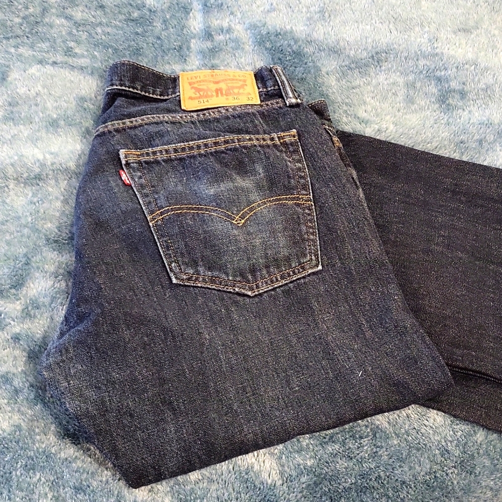 Levi's 514 jeans. 36*32